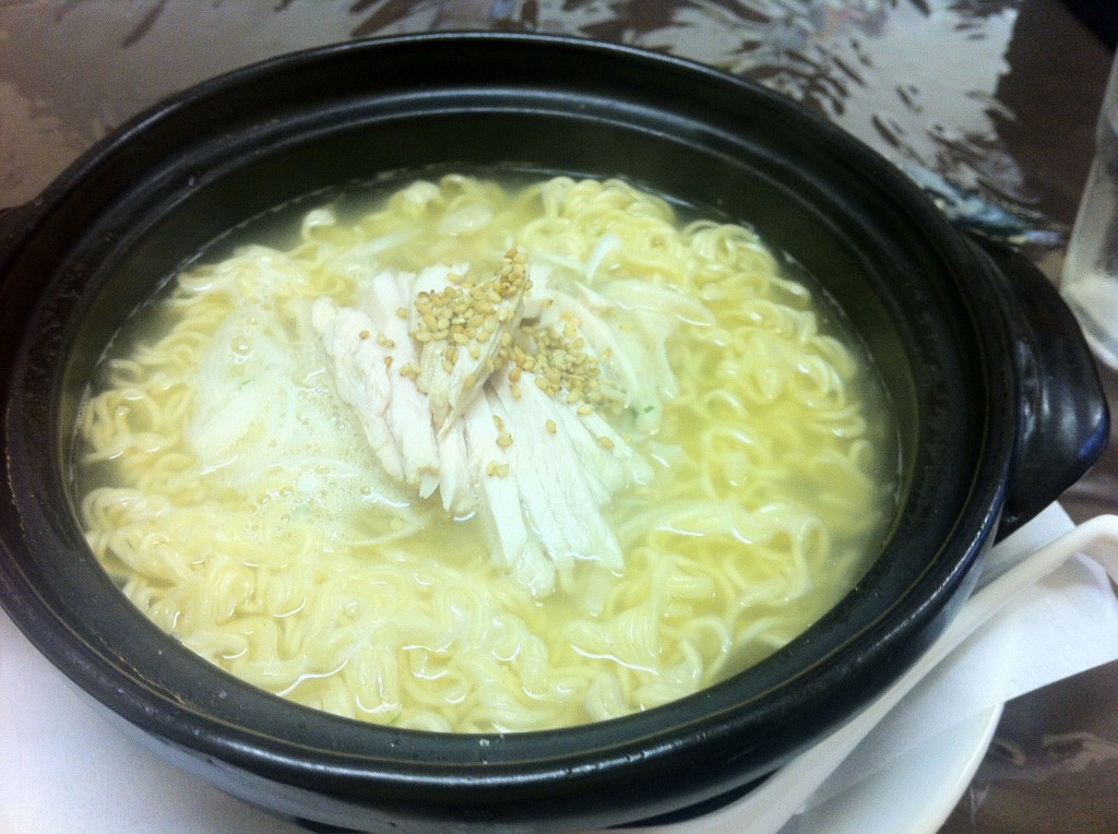 鶏ラーメン500円